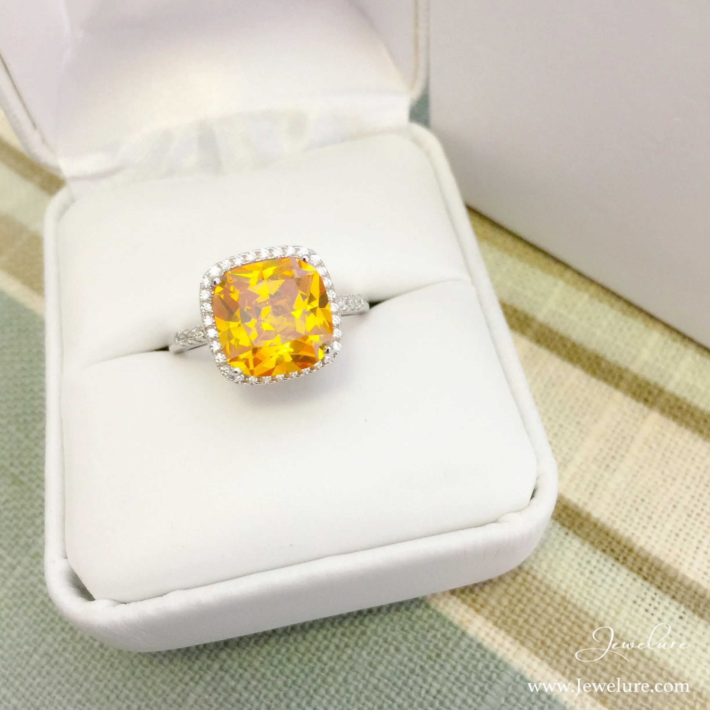 5.5 Carat Canary Cushion Cut CZ Fashion Ring