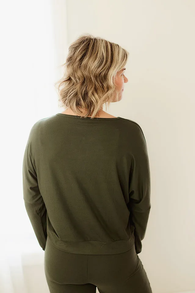 Basic Crewneck Pullover