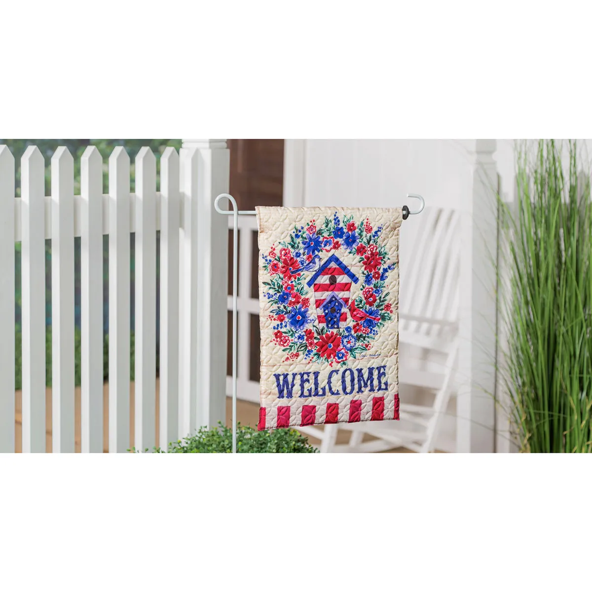 Birdhouse Wreath Garden Quilted Flag
