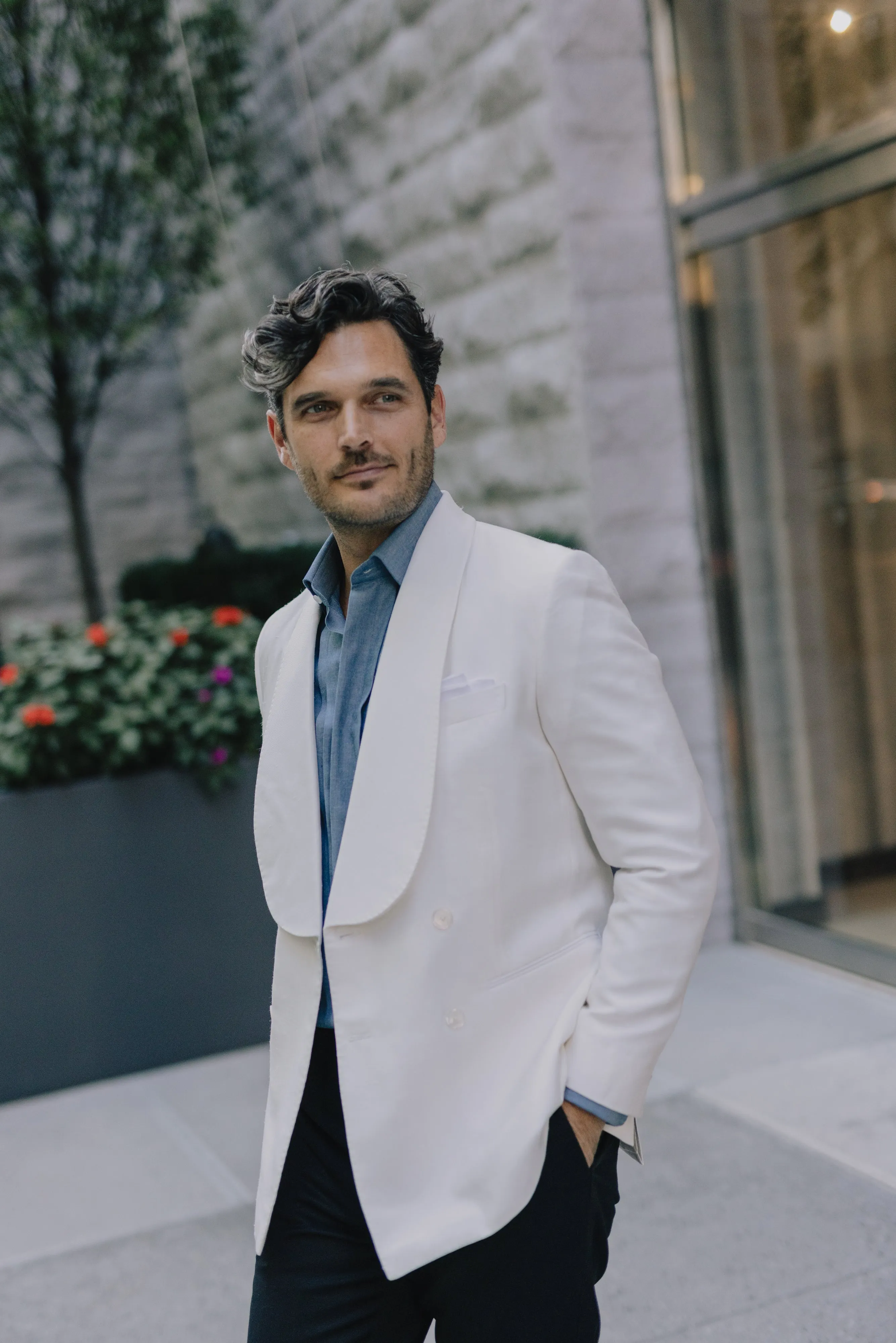 Classic Collar Pleated Dress Shirt in Denim