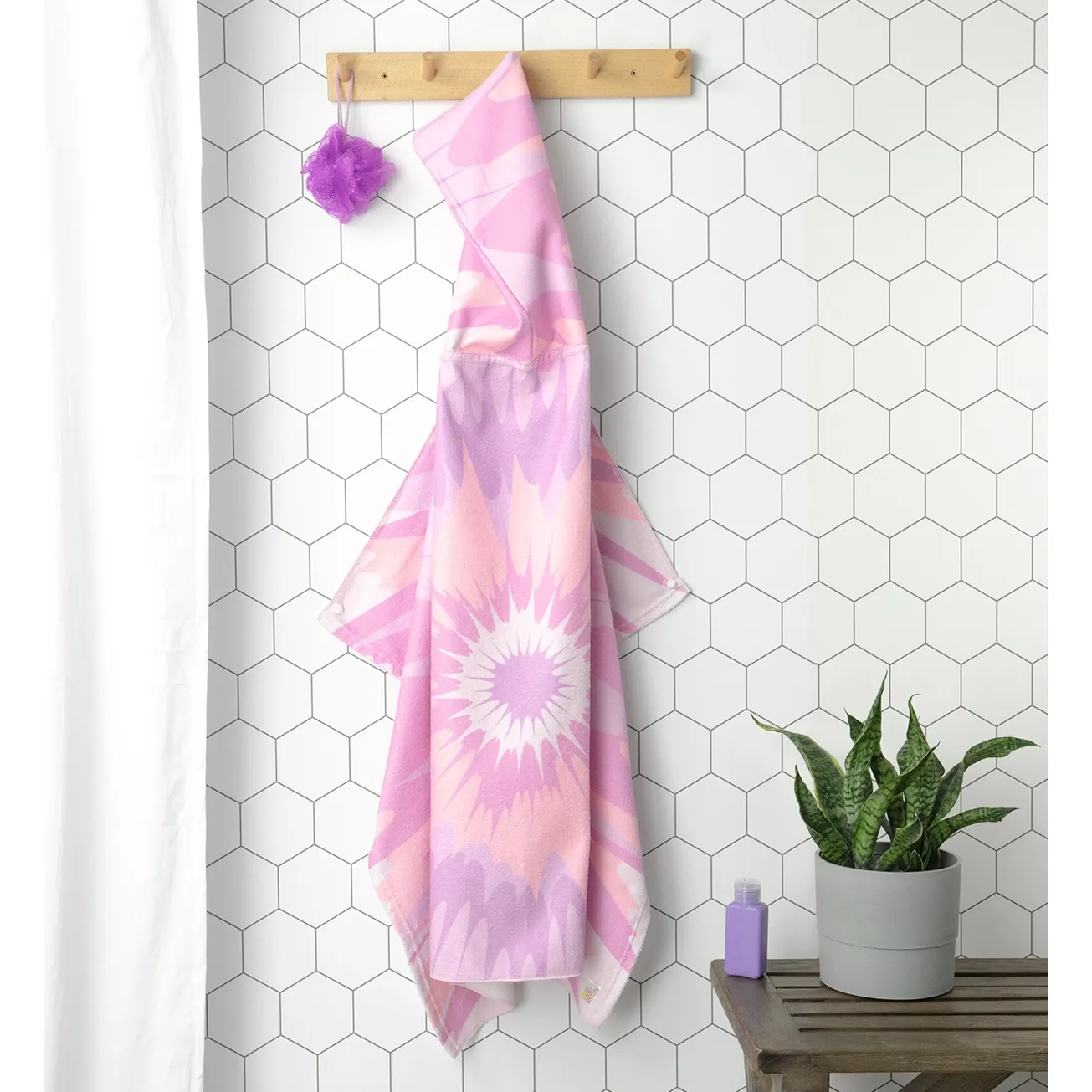 *FINAL SALE* Juice Box Hooded Beach Towels