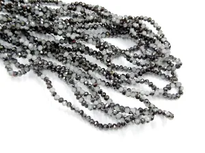 Glass beads 3x3.5mm faceted rondelle, opaque off-white with half coat Gunmetal | 玻璃珠, 3x3.5mm, 切面扁珠, 蛋白 半鍍槍黑色