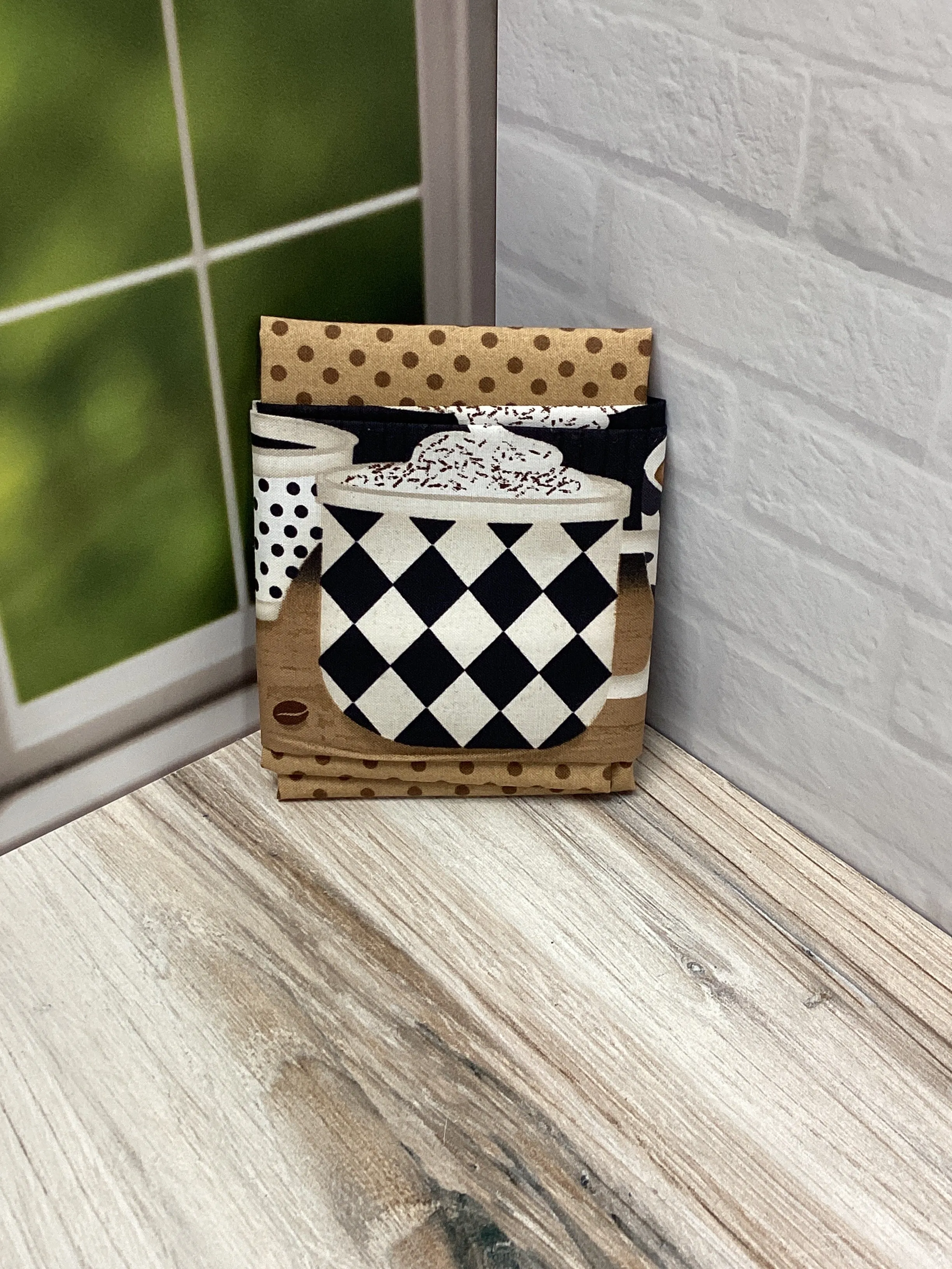 Helpful Heifer 5 Minute Table Runner