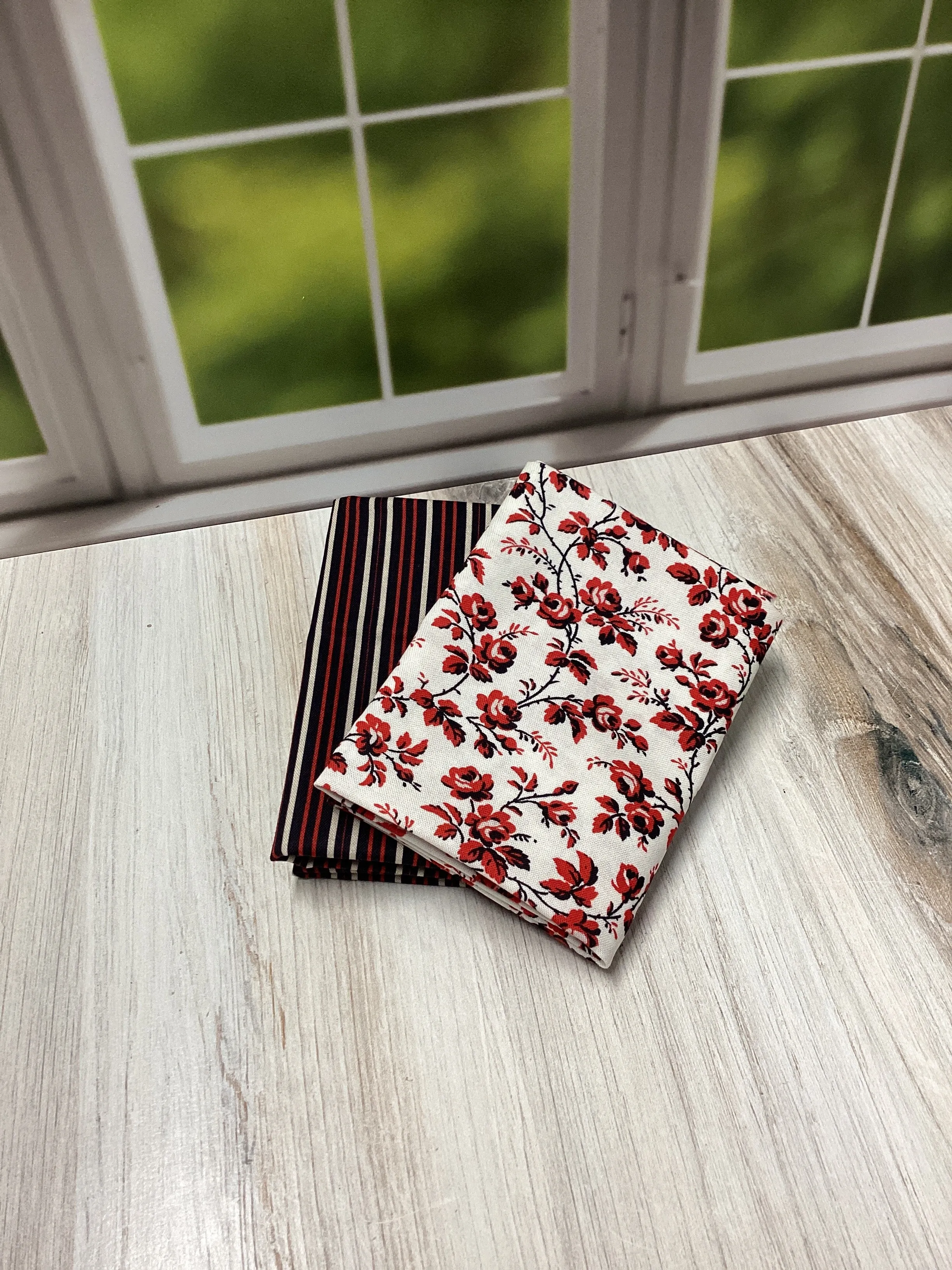 Helpful Heifer Mini Wallet