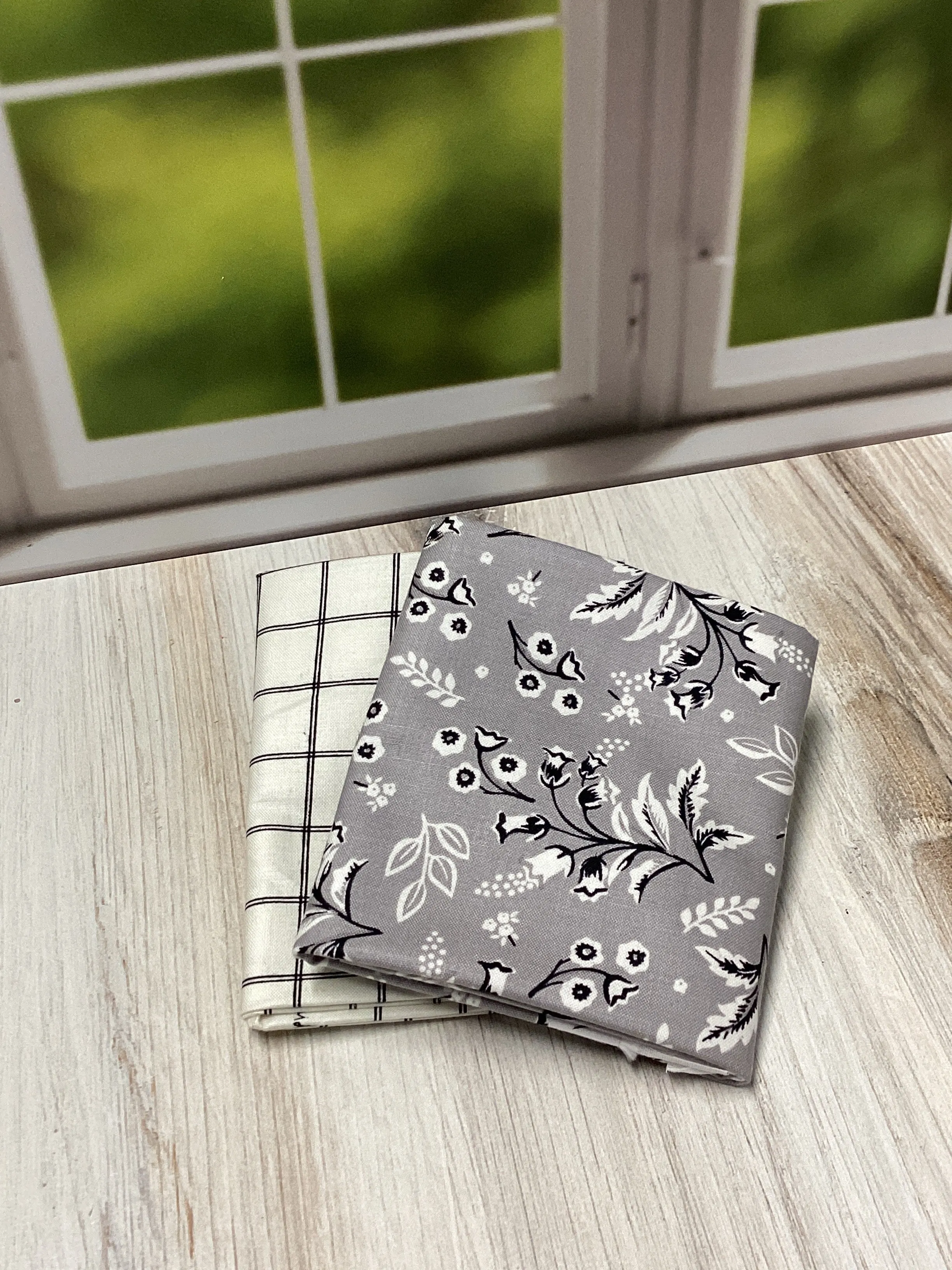 Helpful Heifer Mini Wallet