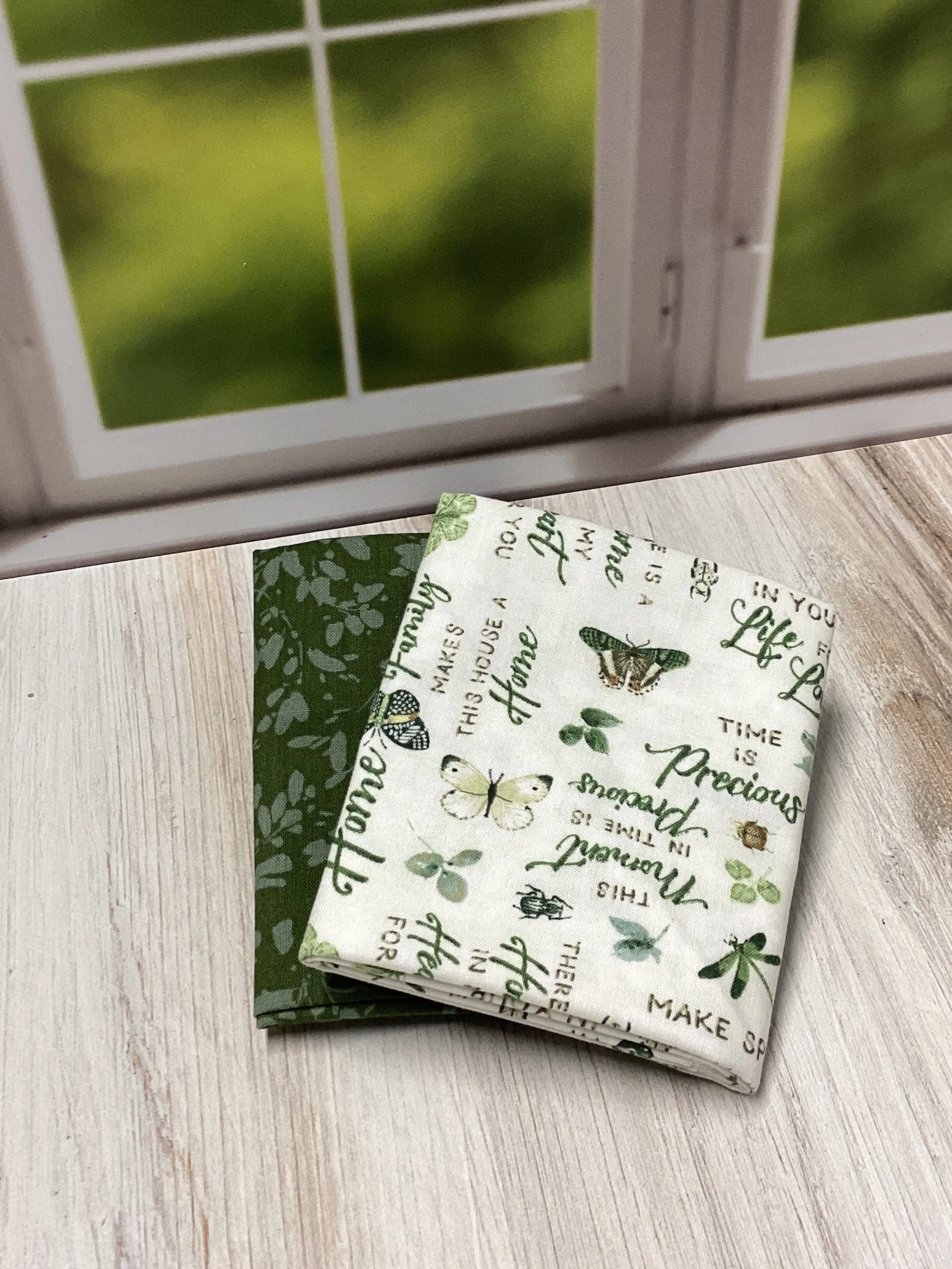 Helpful Heifer Mini Wallet