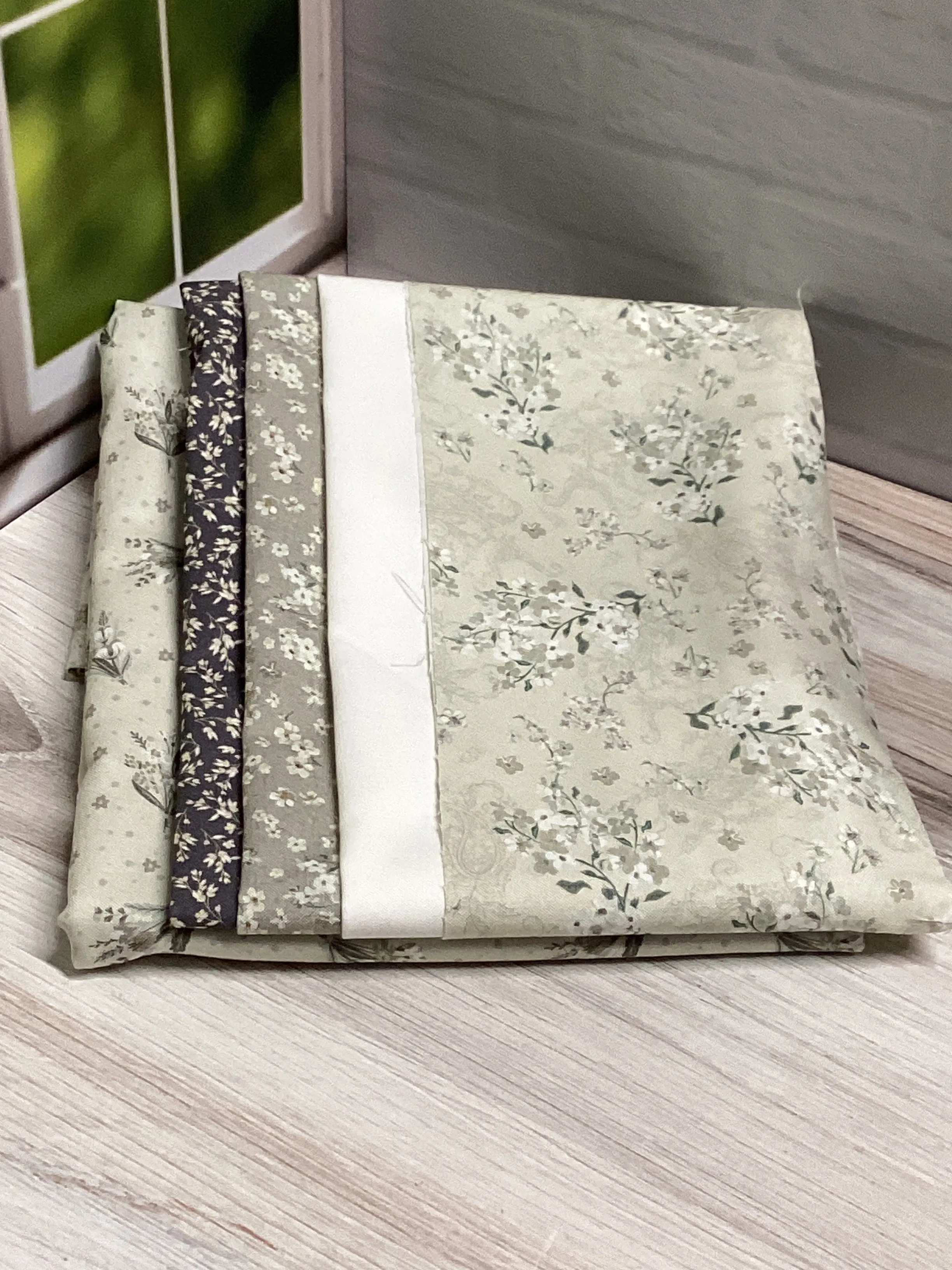 Helpful Heifer Table Runner #50