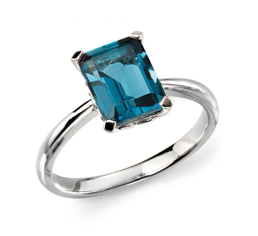 MILENA 9ct White Gold London Blue Topaz Rectangular Ring