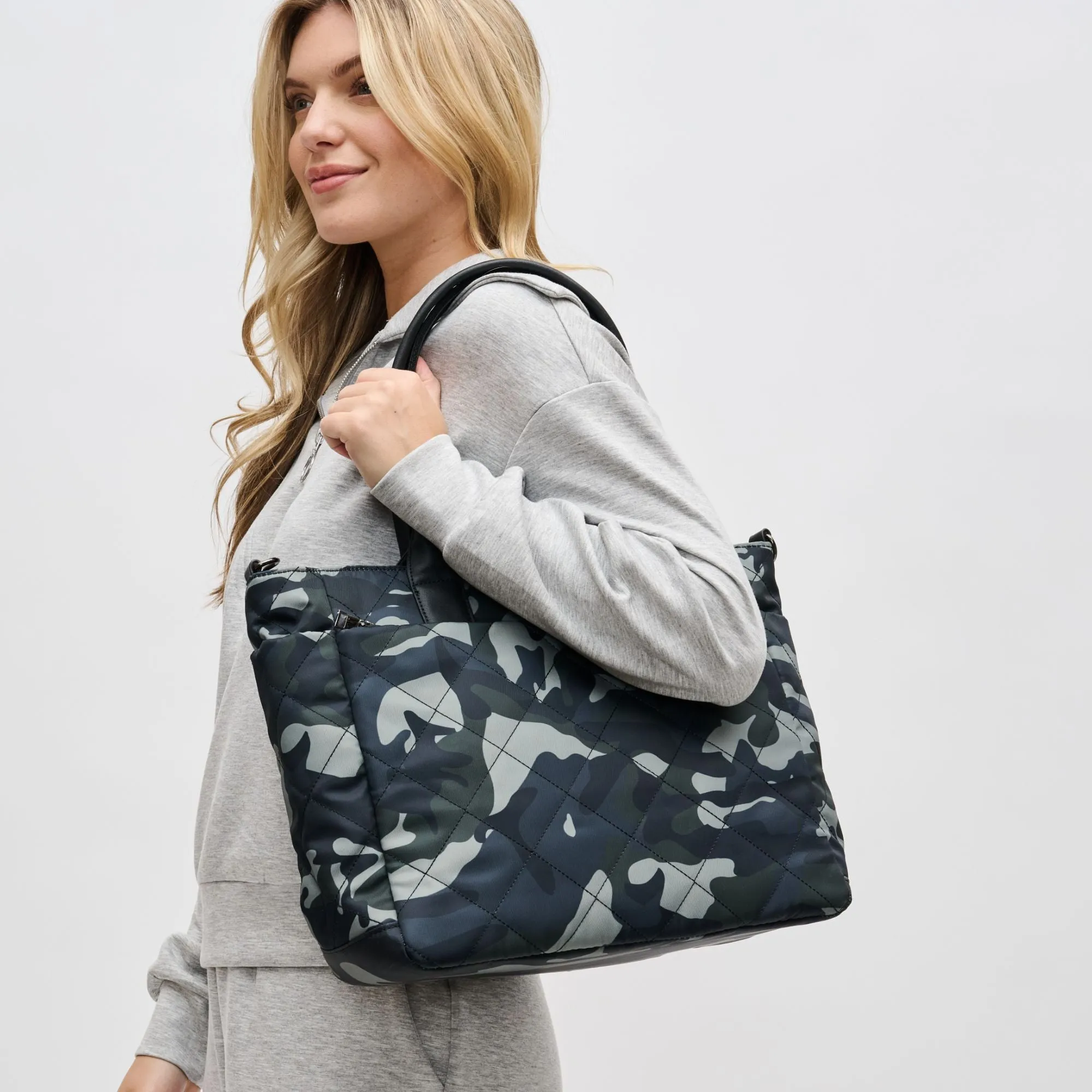 Motivator East West Tote
