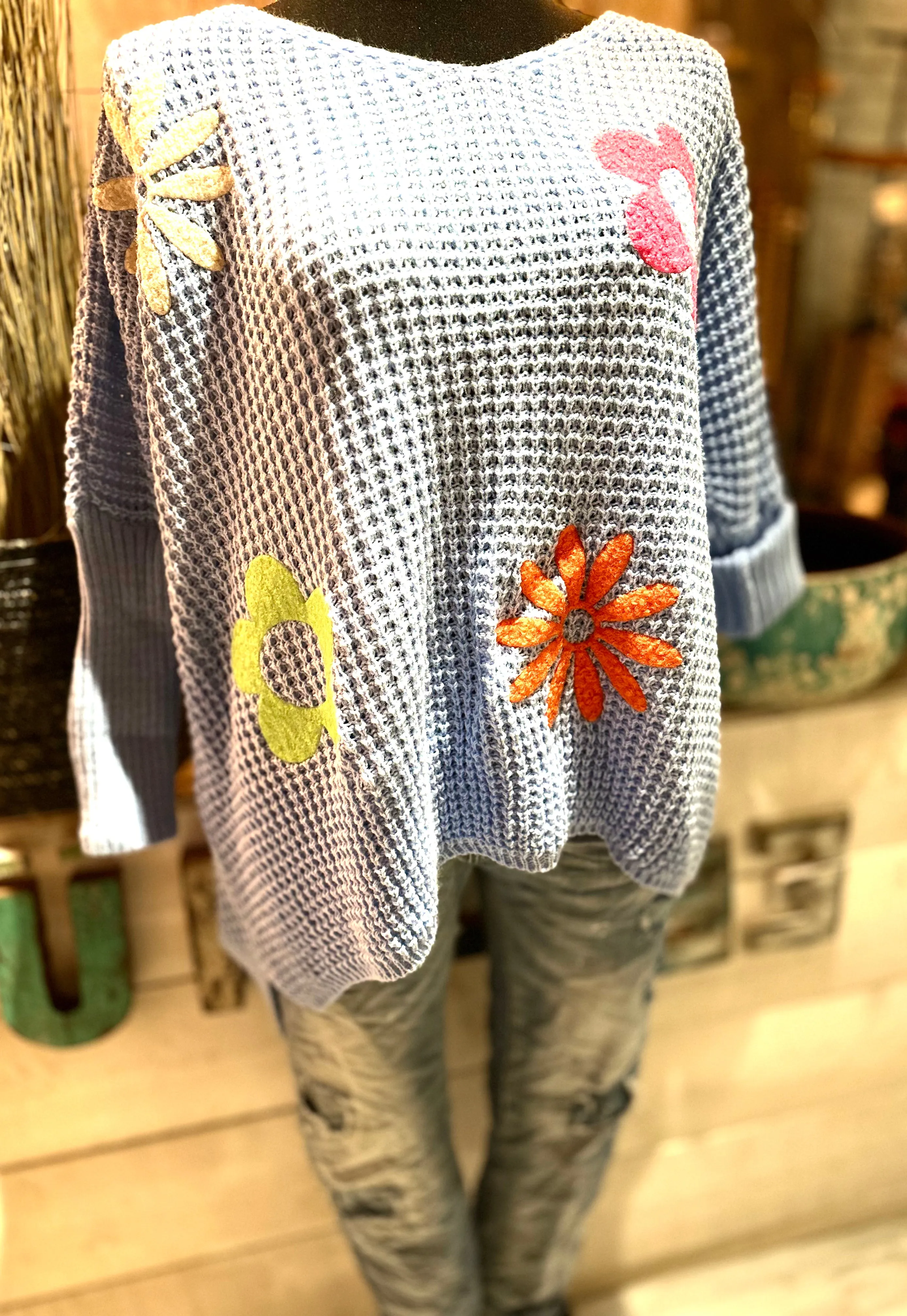 Oversize Pullover mit Blümchen Motive