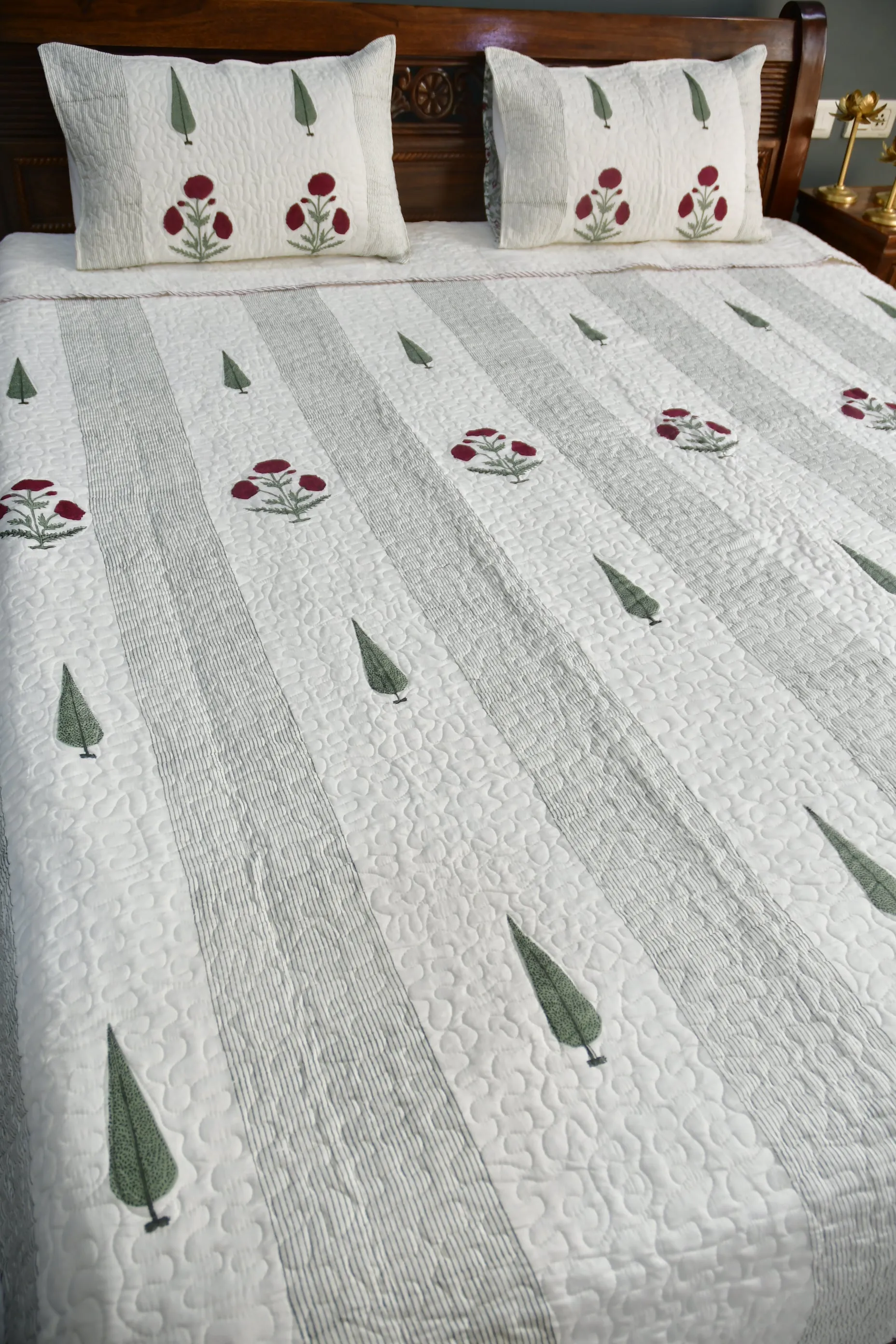 Red Poppy Quilted Bedcover | Hand-Blocked Design | Premium luxury