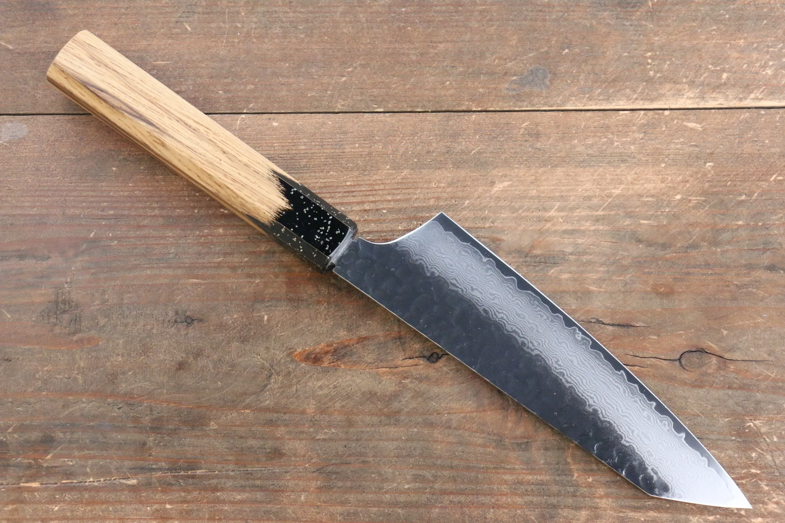 Sakai Takayuki VG10 33 Layer Damascus Kengata Santoku 160mm Live oak Lacquered (Kokushin) Handle