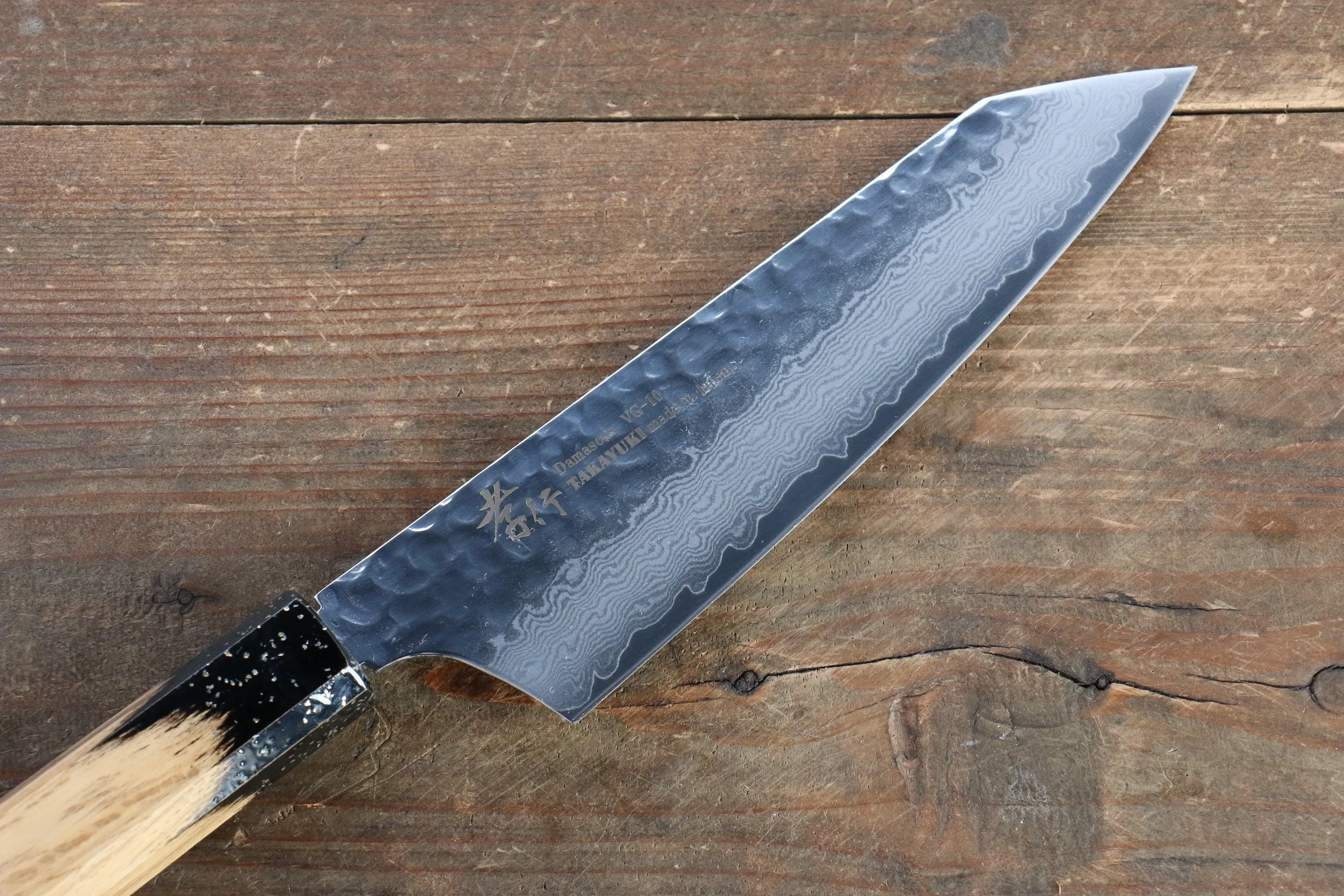 Sakai Takayuki VG10 33 Layer Damascus Kengata Santoku 160mm Live oak Lacquered (Kokushin) Handle