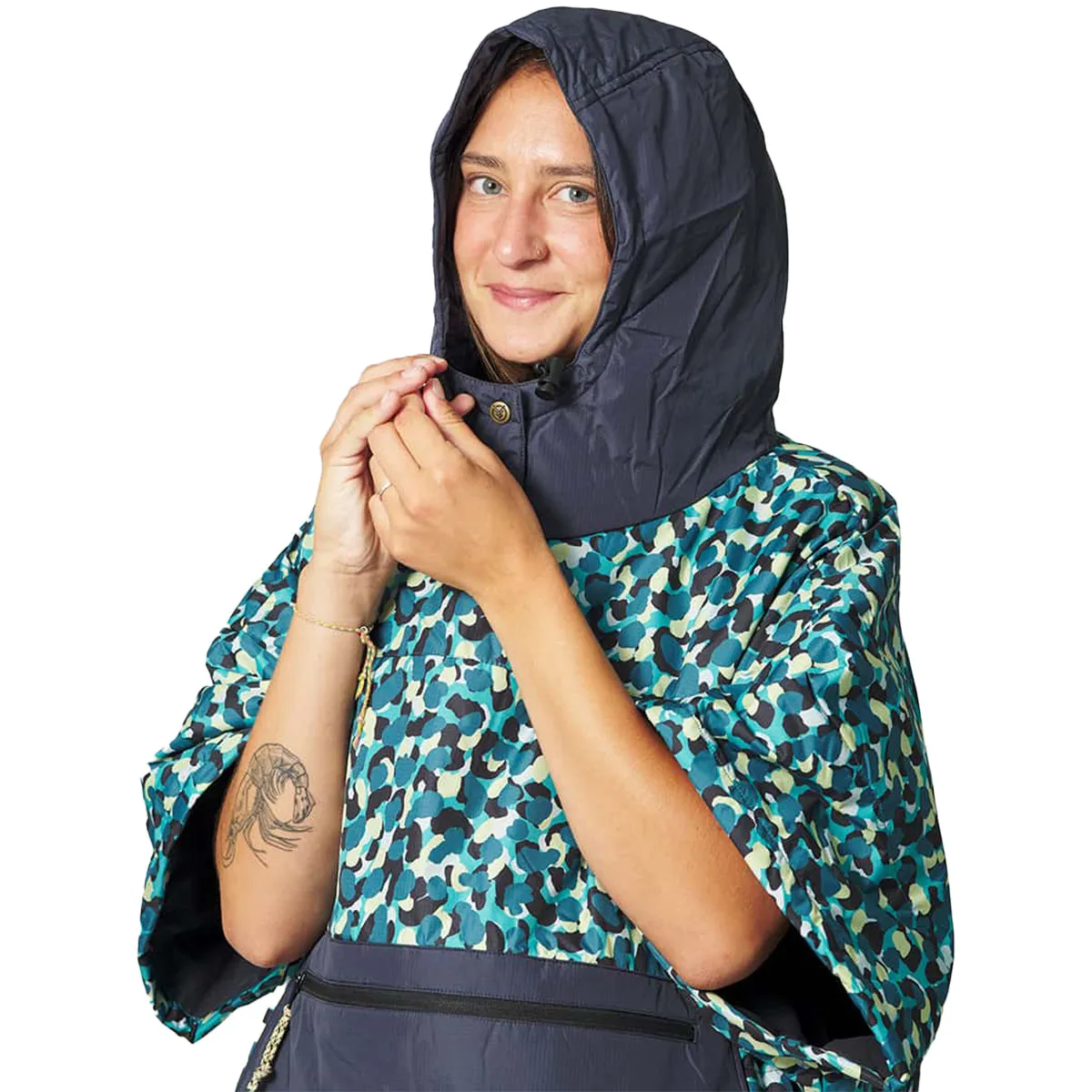 Voited Outdoor 2nd Edition Hooded Changing Poncho